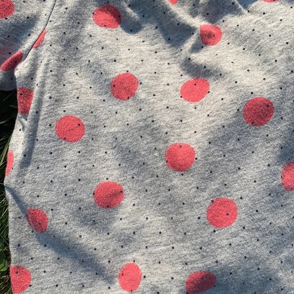 BabyGap Polka Dot Long Sleeve One Piece Bodysuit (Size 0-3 Months) - Picture 2 of 4